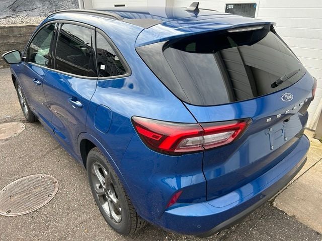 2023 Ford Escape Hybrid ST-Line