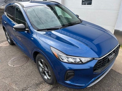 2023 Ford Escape Hybrid ST-Line