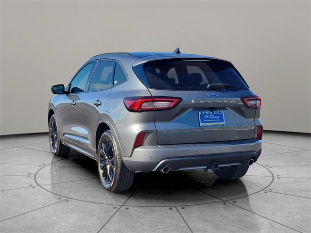 2025 Ford Escape ST-Line Elite