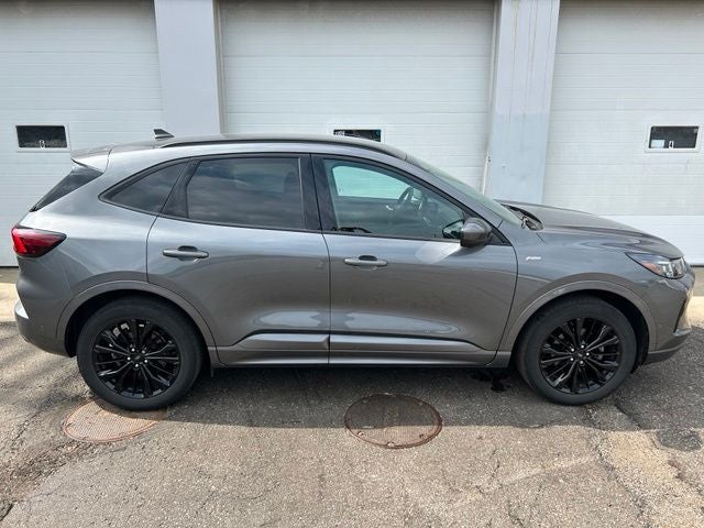 2023 Ford Escape ST-Line Elite