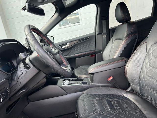 2023 Ford Escape Hybrid ST-Line Elite