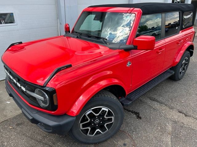 2024 Ford Bronco Outer Banks