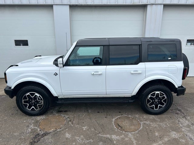 2023 Ford Bronco Base