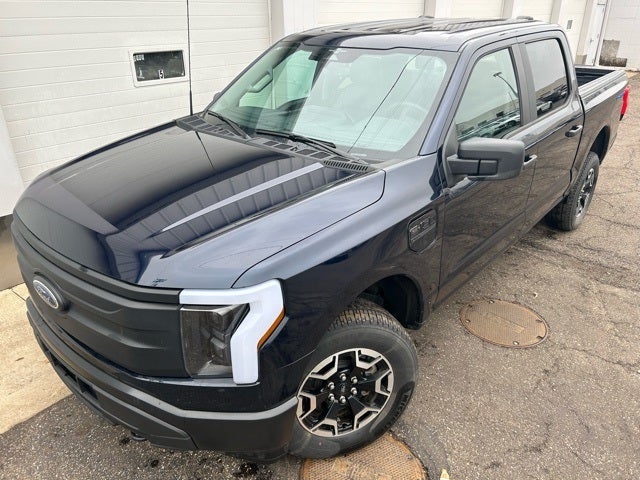 2023 Ford F-150 Lightning Pro