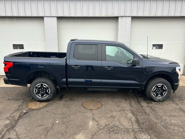 2023 Ford F-150 Lightning Pro