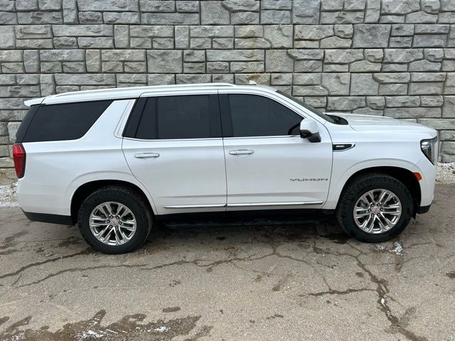 2022 GMC Yukon SLT