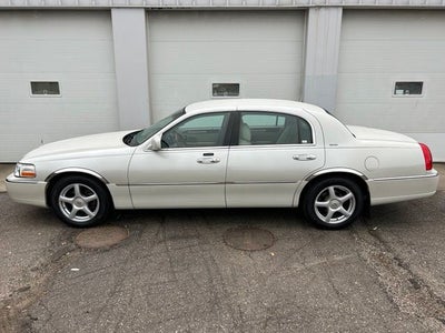 2004 Lincoln Town Car Ultimate