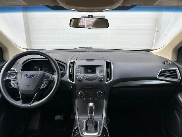 2017 Ford Edge SE