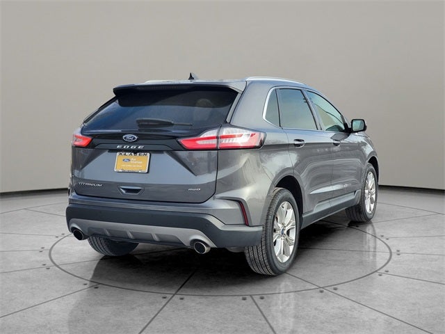 2022 Ford Edge Titanium