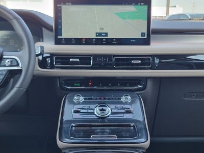2023 Lincoln Nautilus Standard