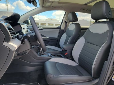 2024 Volkswagen Taos 1.5T SEL