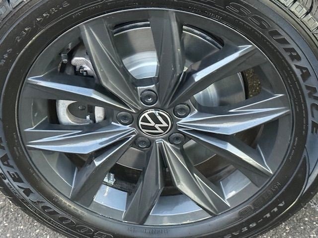 2024 Volkswagen Tiguan 2.0T SE