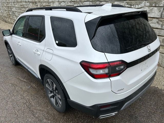 2023 Honda Pilot Elite