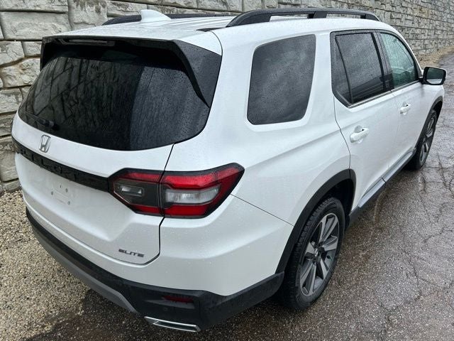 2023 Honda Pilot Elite