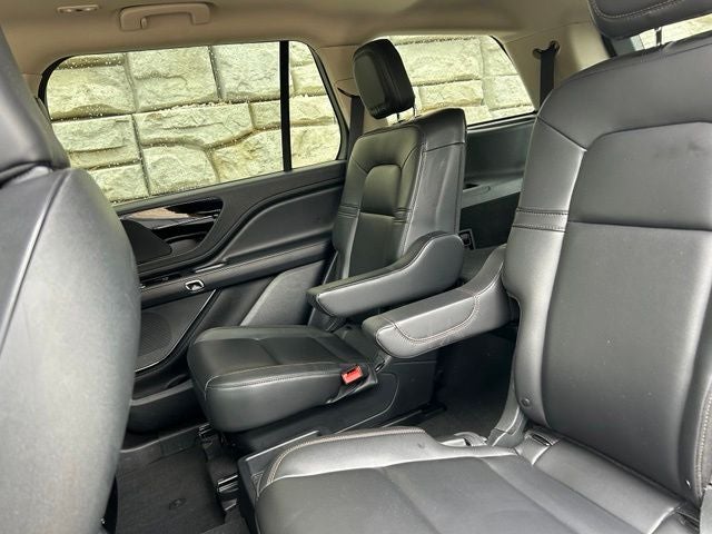 2023 Lincoln Aviator Standard