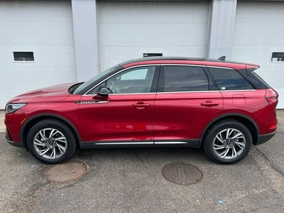 2023 Lincoln Corsair Standard