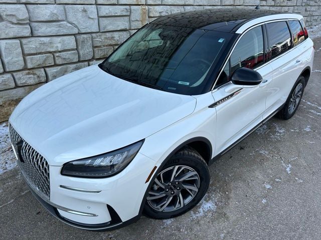 2023 Lincoln Corsair Base