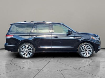2024 Lincoln Navigator Premiere