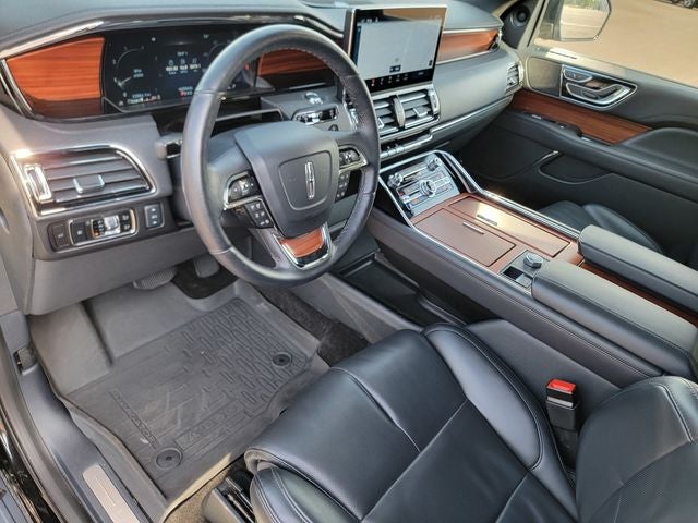 2024 Lincoln Navigator Premiere
