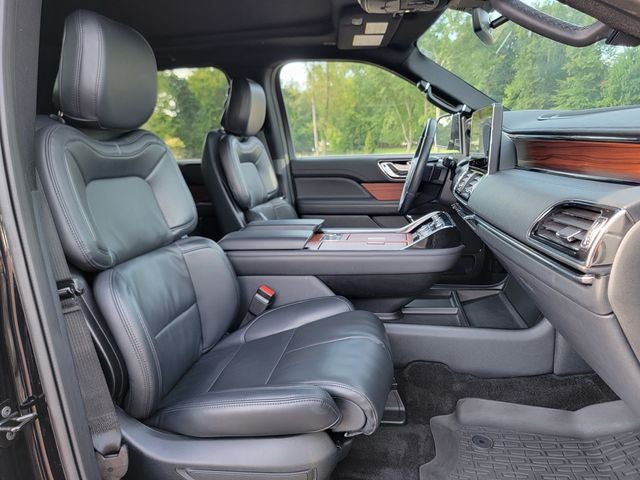 2024 Lincoln Navigator Premiere