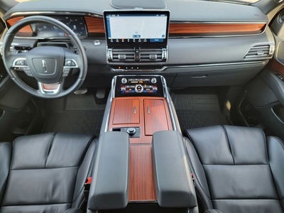 2024 Lincoln Navigator Premiere