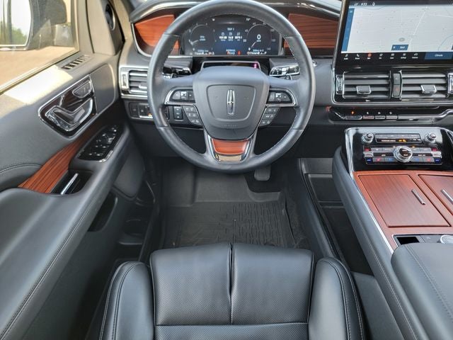 2024 Lincoln Navigator Premiere