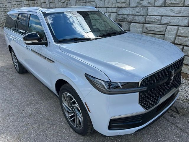 2025 Lincoln Navigator L Reserve
