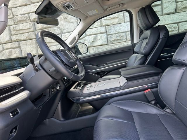 2025 Lincoln Navigator L Reserve