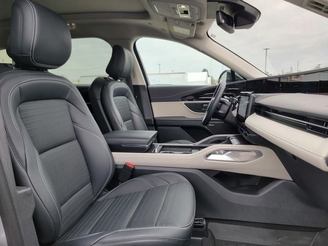 2025 Lincoln Nautilus Reserve