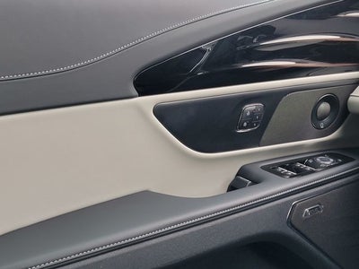 2025 Lincoln Nautilus Reserve