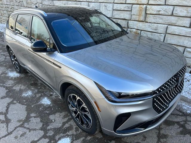 2025 Lincoln Nautilus Reserve