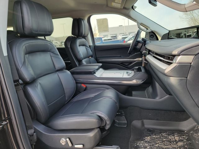 2026 Lincoln Navigator Premiere