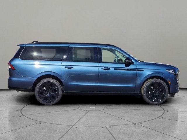2027 Lincoln Navigator Reserve L