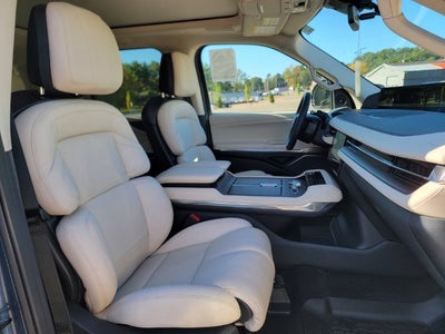 2027 Lincoln Navigator Reserve L