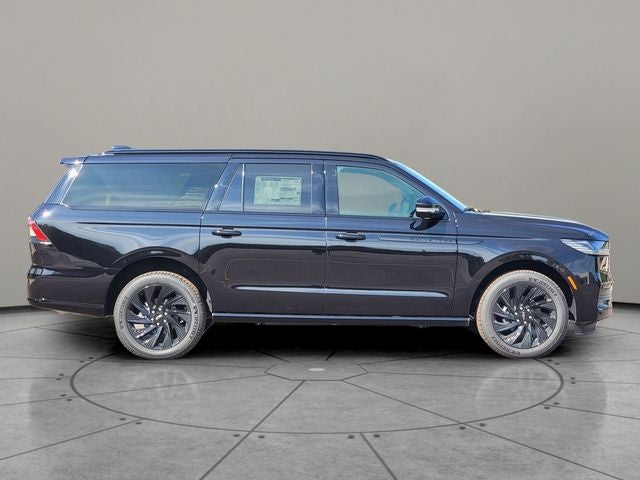 2027 Lincoln Navigator Reserve L