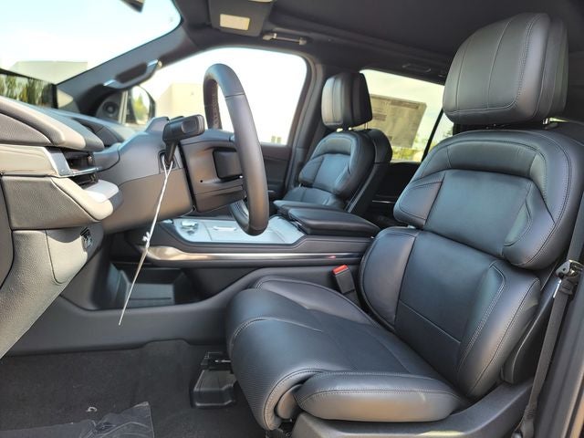 2027 Lincoln Navigator Reserve L