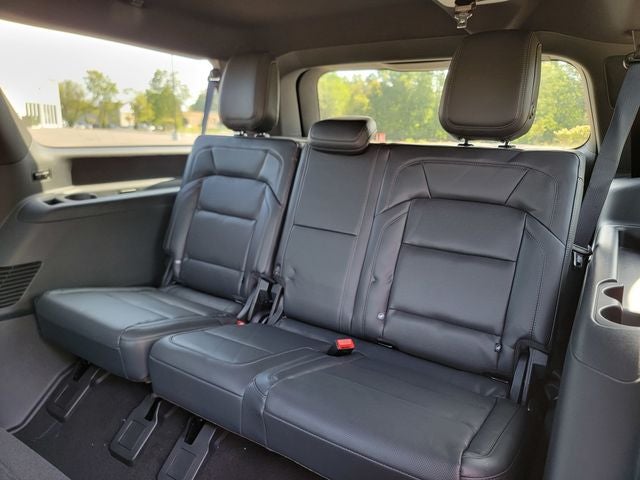 2027 Lincoln Navigator Reserve L