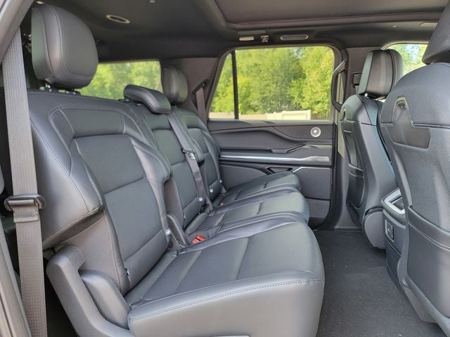 2027 Lincoln Navigator Reserve L