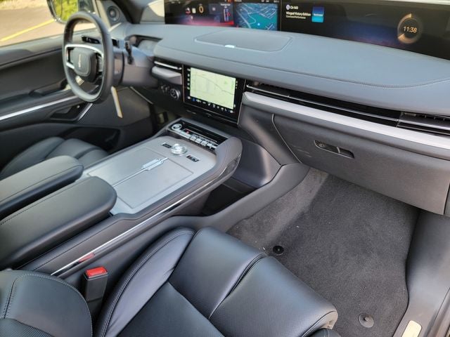 2027 Lincoln Navigator Reserve L