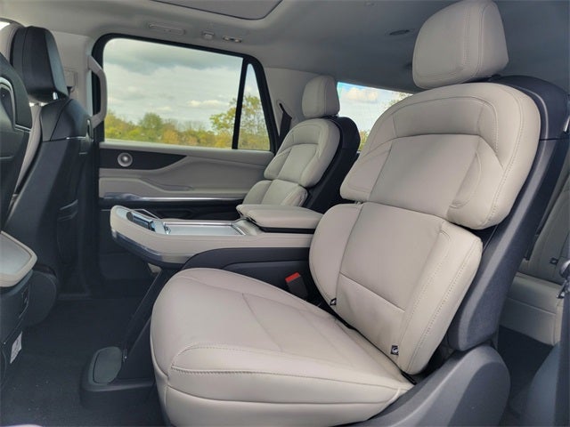 2025 Lincoln Navigator Reserve-L