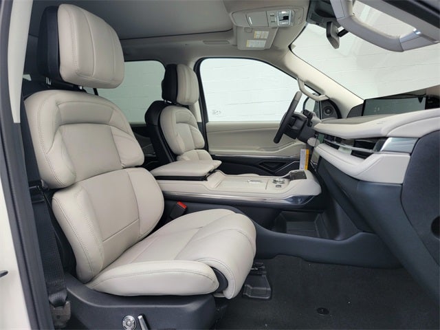 2025 Lincoln Navigator Reserve-L