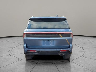 2027 Lincoln Navigator Premiere L