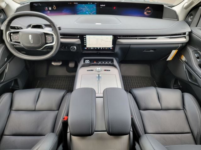 2027 Lincoln Navigator Premiere L