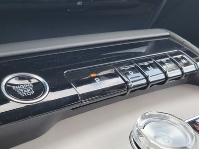 2027 Lincoln Navigator Premiere L