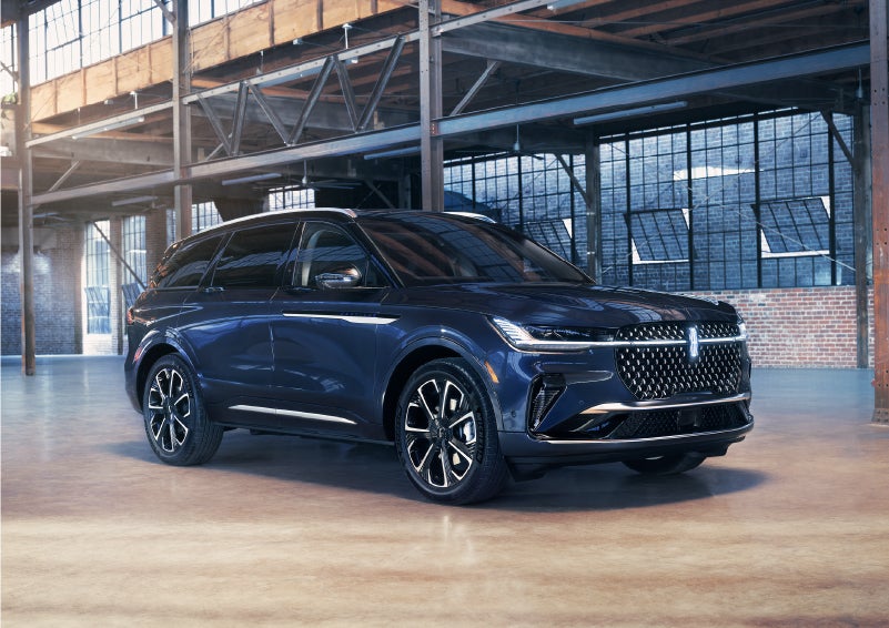 A 2024 Lincoln Nautilus® SUV is parked in an industrial space. | Klaben Lincoln in Kent OH