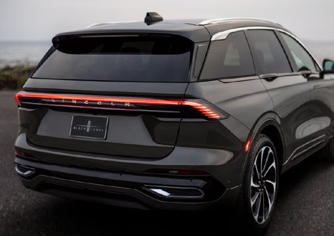 The rear of a 2025 Lincoln Black Label Nautilus® SUV displays full LED rear lighting. | Klaben Lincoln in Kent OH