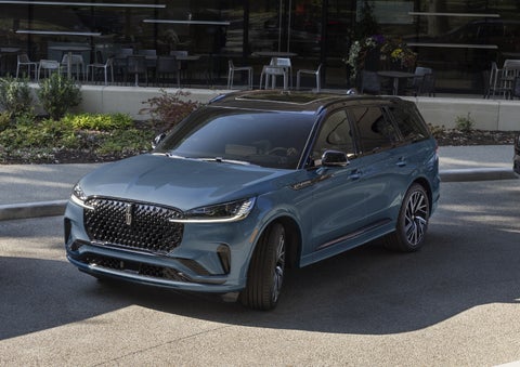 A 2026 Lincoln Black Label™ Aviator® SUV is shown with the available Special Edition Package. | Klaben Lincoln in Kent OH