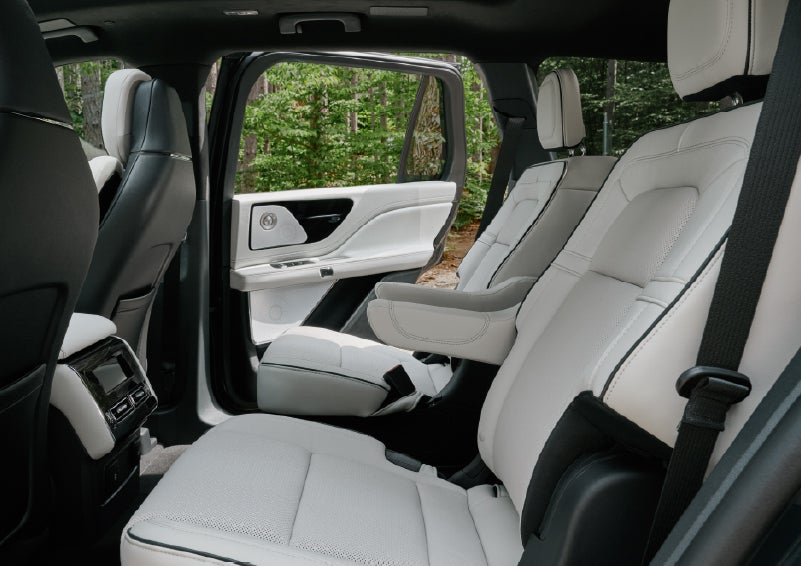 A side view of the second row with captain’s chairs in a 2027 Lincoln Aviator® Black Label™ SUV. | Klaben Lincoln in Kent OH